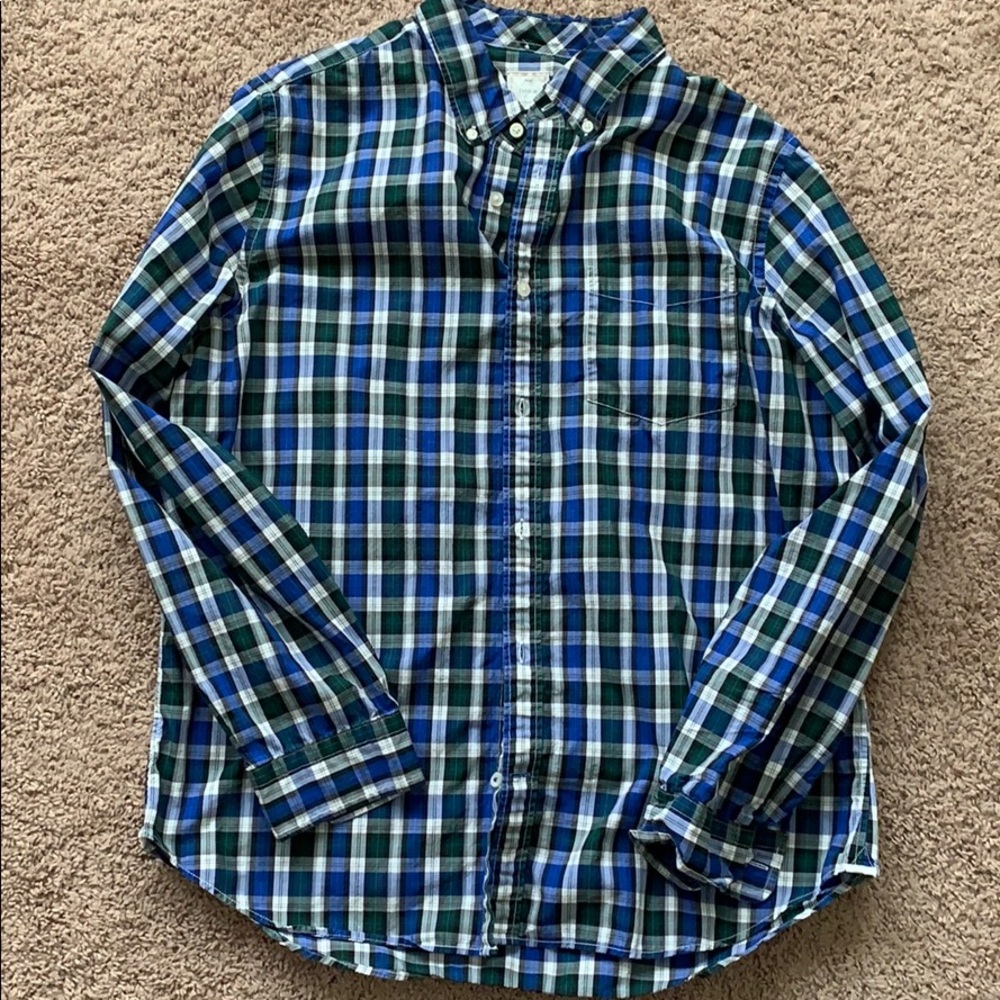 Gap button up plaid shirt